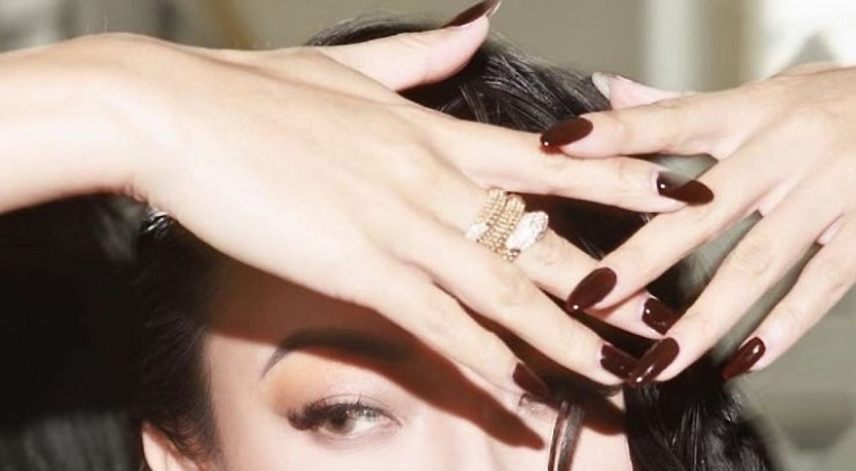 Brown nails: This season’s understated beauty staple