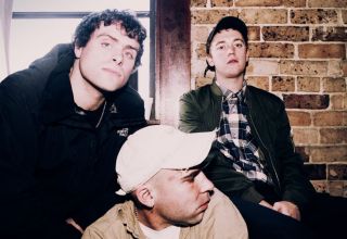 Review: DMA’S – In The Air