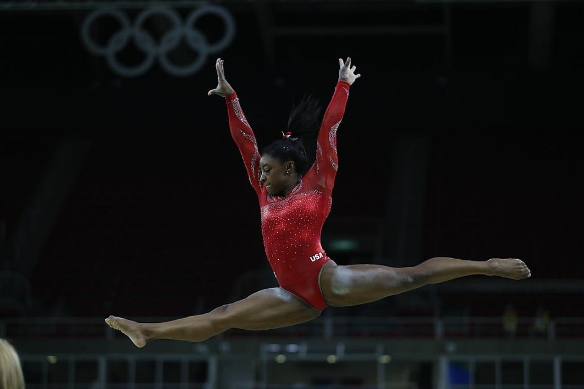 Simone Biles wins record 14th world title at World Gymnastics Championships