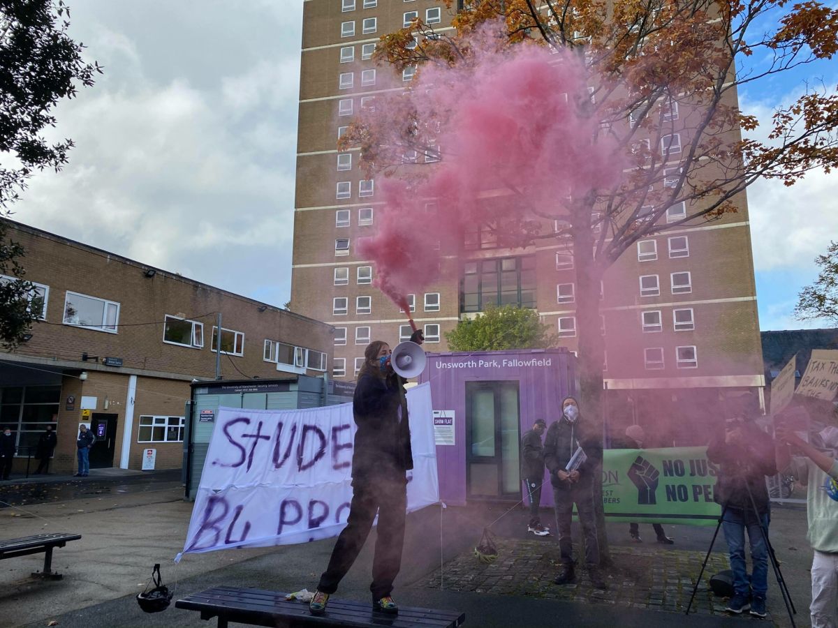 Manchester students threaten rent strike