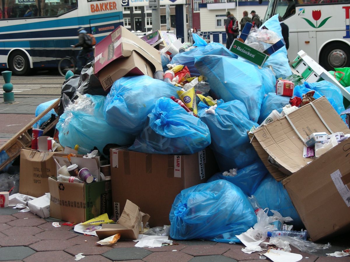 Bin strikes could leave 220,000 Manchester homes overflowing with rubbish