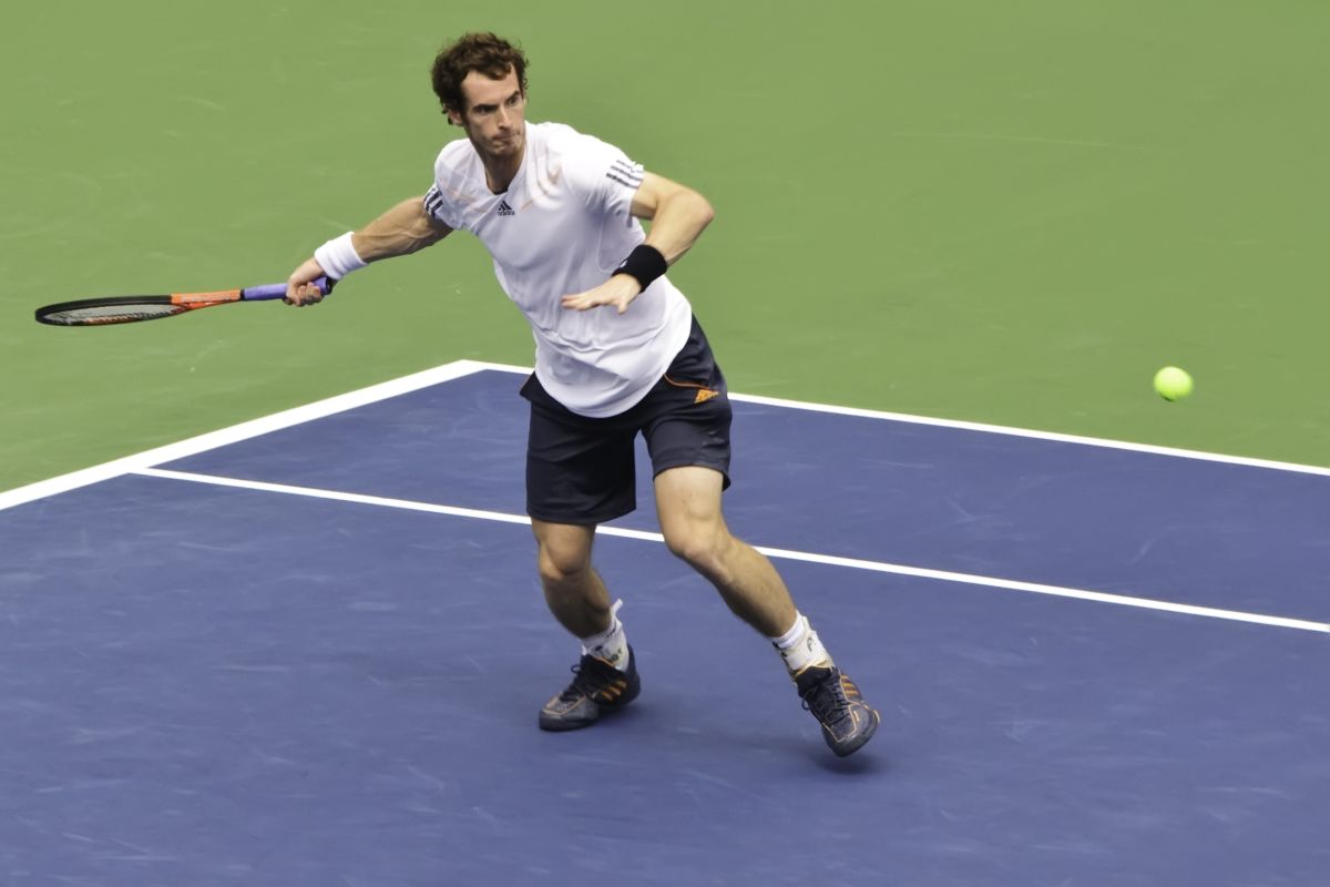 Andy Murray wins European Open