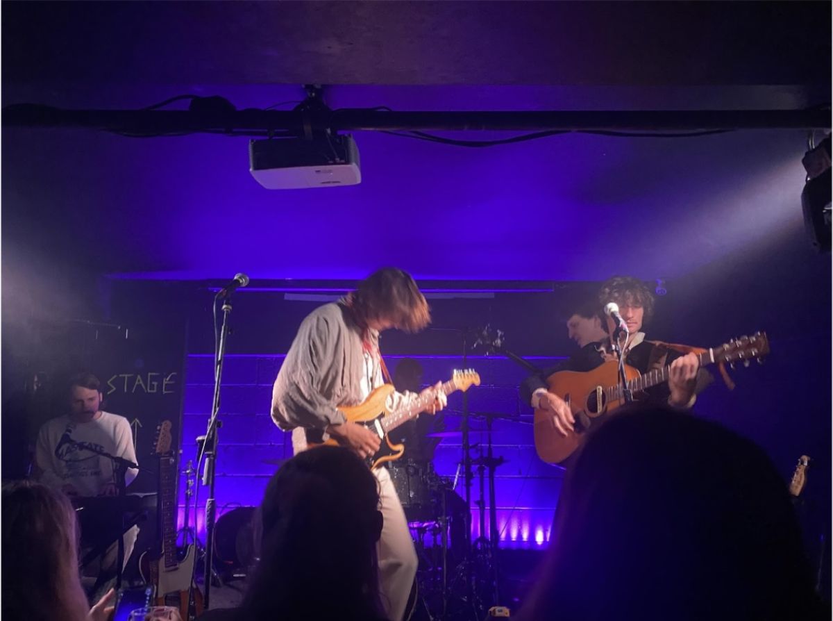 Live Review: Oracle Sisters at YES Basement