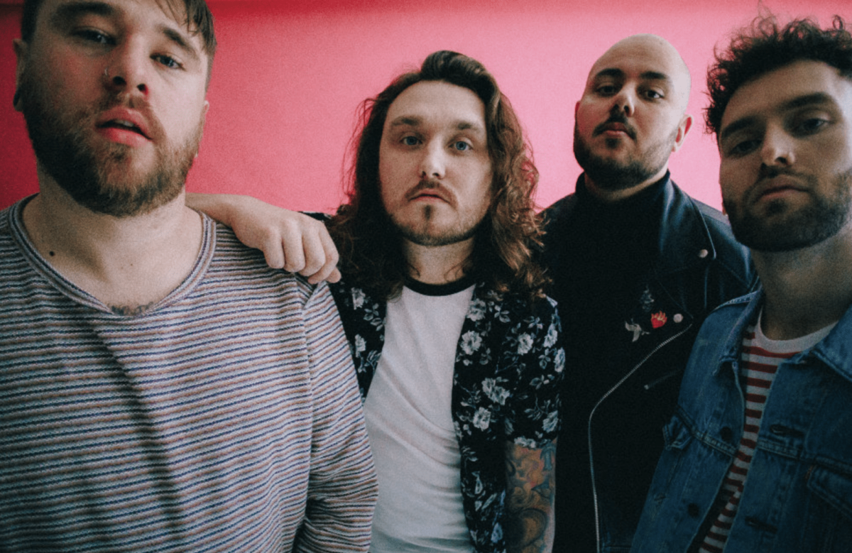 Preview: Mallory Knox