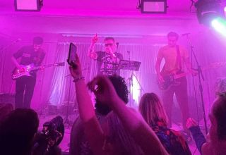 Warmduscher bring their chaos to The Pink Room, Yes