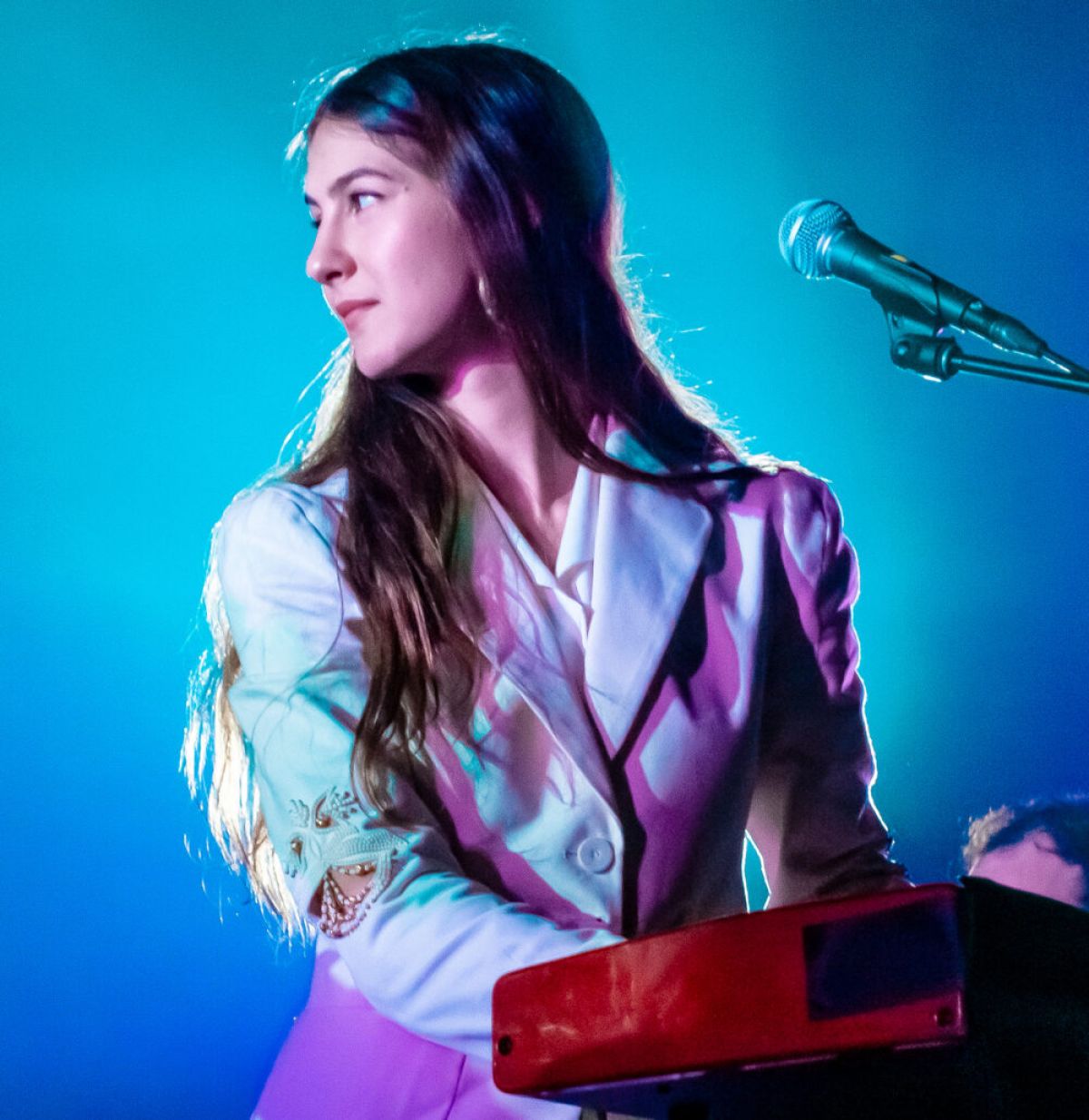 On ‘And In the Darkness, Hearts Aglow’ Weyes Blood shines