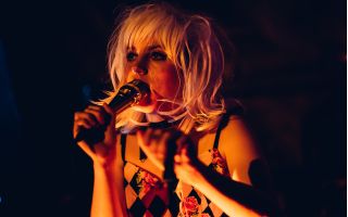 “Women to the front!”: Black Honey Live Review