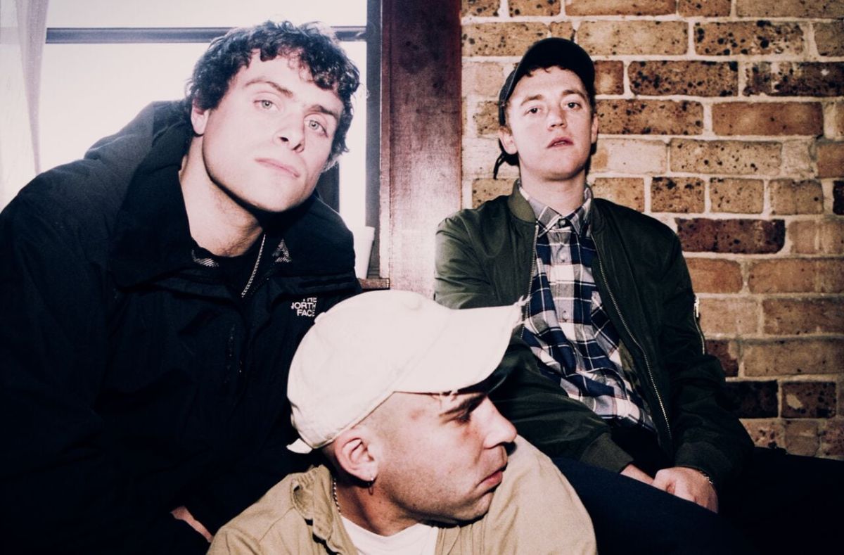 Review: DMA’S – In The Air