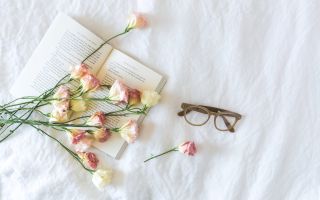 Books are a girl’s best friend – Valentine’s edition