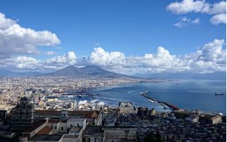 Napoli: The love-hate relationship Neapolitans have with their city