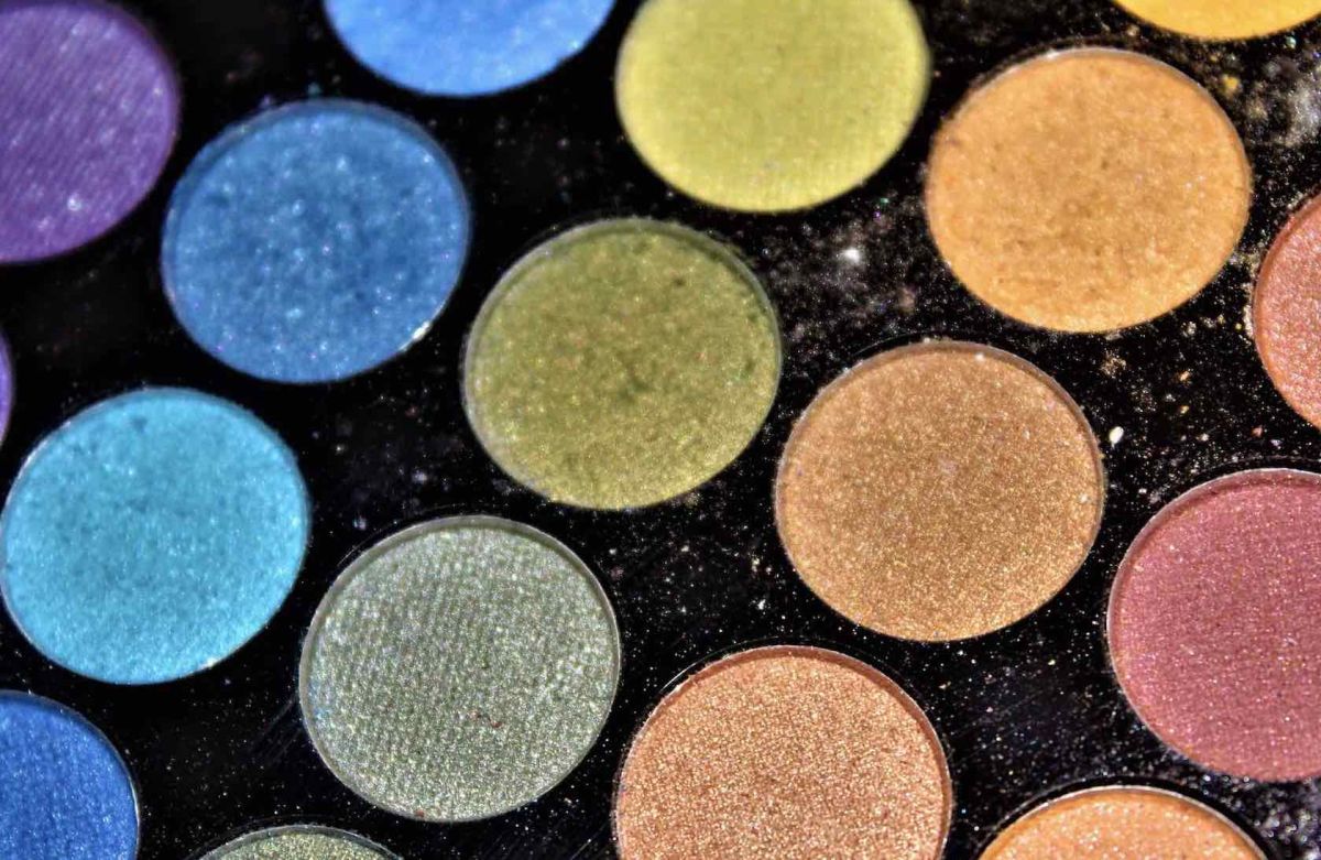 Why have we fallen out of love with eyeshadow? And how to embrace it back into our lives with loving arms