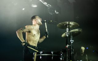 Live Review: Slaves
