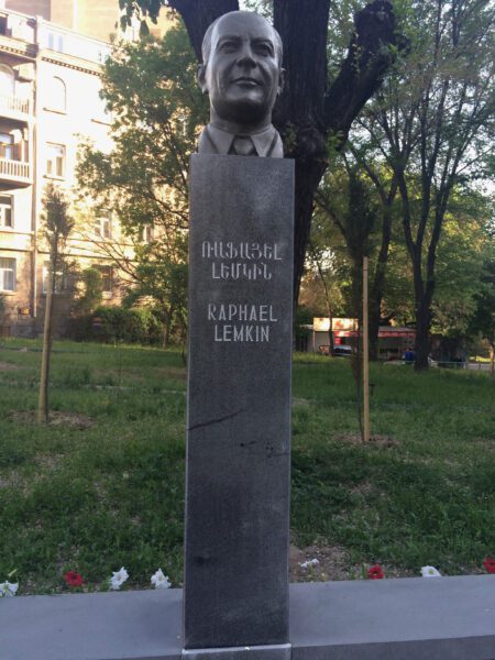 A Bust Of Raphael Lemkin: MSyuzan @Wikimedicommons