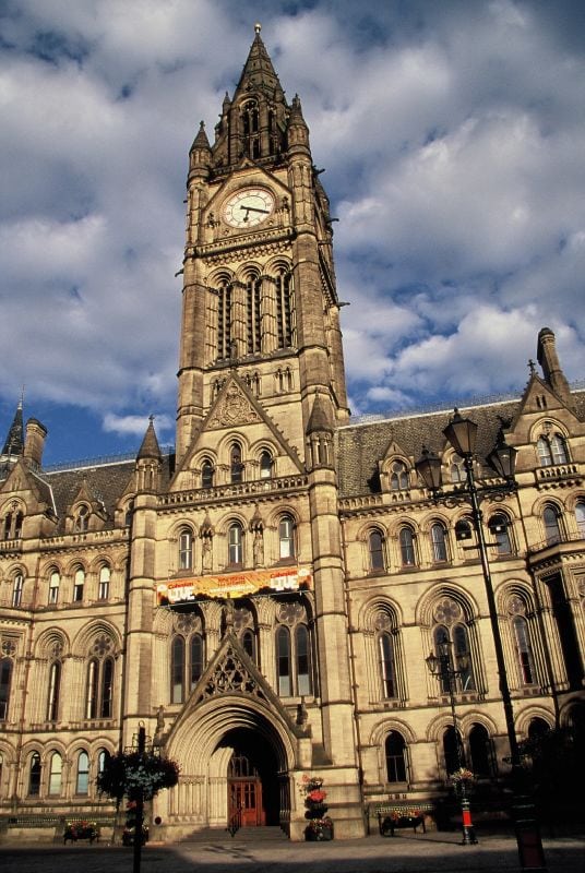 Manchester_Town_Hall_facade - The Mancunion